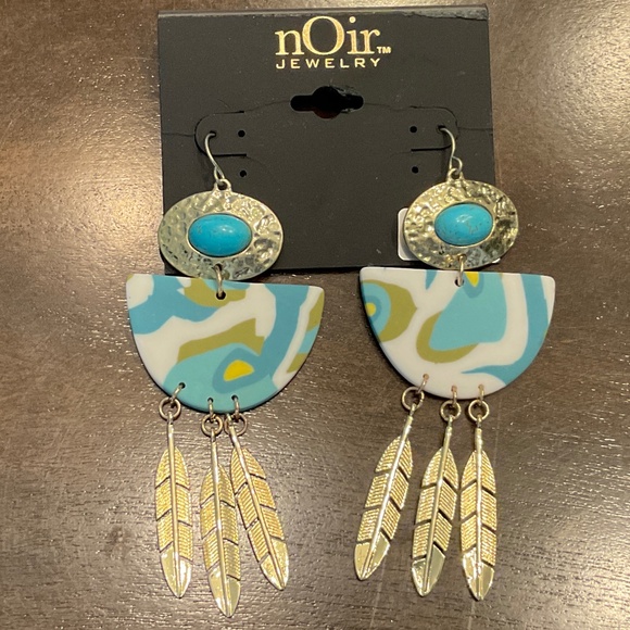 #0133 NWT NOIR BEADED EARRING - Picture 1 of 1
